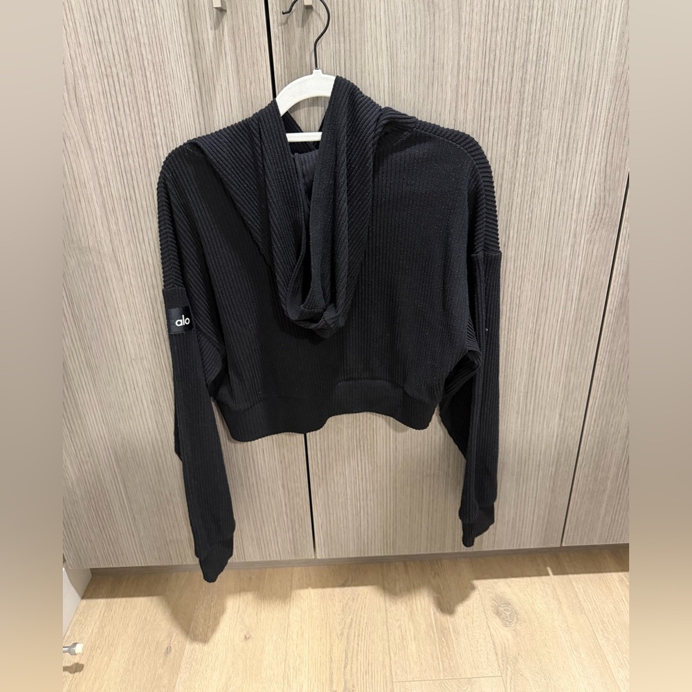 Alo Muse Black Cropped Hoodie